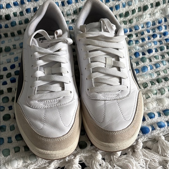 Puma White and Beige Casual Sneakers - Picture 1 of 4